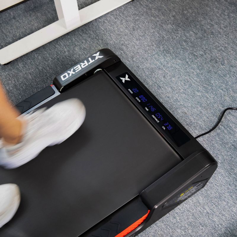 Běžecký pás elektrický  XTREXO Walking Pad W200 černý 9